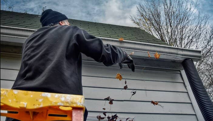 Gutter Cleaning Ladder Safety Tips