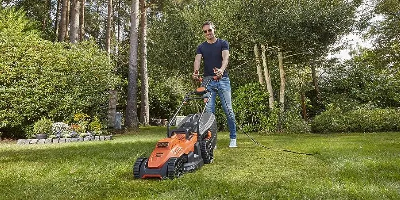 Innovative Features of Black and Decker Lawn Mowers